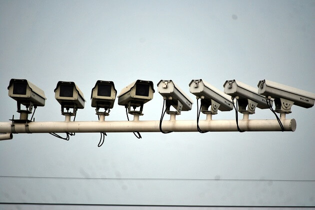 Surveillance internet, renseignement