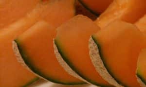 Les folles enchères du Japon : 11 000 euros pour deux melons Melons, Japon, Enchères