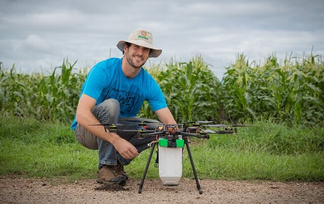 Michael Godfrey, drone, agriculture biologique