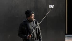 Selfite: la manie du selfie reconnue comme trouble mental Selfie, trouble mental, maladie