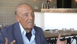 Pour Jacques Séguéla, un clochard « peut mettre de côté 1500 euros » jacques séguéla, clochard 1500 euros