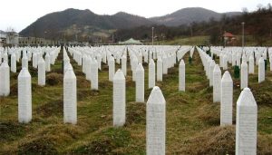 20 ans après le massacre de Srebrenica, l’ONU ne le reconnaît toujours pas comme un génocide Massacre de Srebrenica, génocide, onu