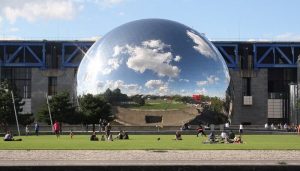 Paris: la Cité des Sciences en flammes ce matin. L’incendie maîtrisé. cité des sciences, paris, incendie