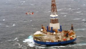 Les Etats-Unis autorisent Shell à forer du pétrole dans l’Arctique plateforme pétrolière de Kulluk