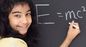 Une autre fille de 12 ans fait mieux qu’Einstein au test du QI Lydia Sebastian, QI, Einstein