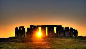 Un nouveau Stonehenge découvert tout proche de l’original Stonehenge, découverte, Superhenge