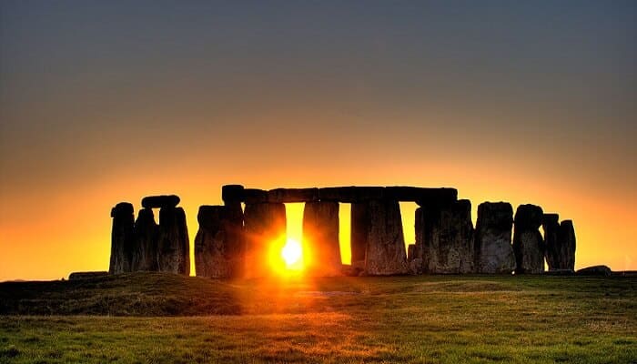Un nouveau Stonehenge découvert tout proche de l’original Stonehenge, découverte, Superhenge