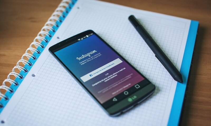 logo d'Instagram: valorisation et rentabilité