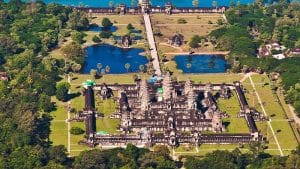 Découverte de cités médiévales dans la jungle du Cambodge
