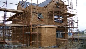 Bioconstruction : une maison construite avec du chanvre, c’est peu coûteux et ça respecte l’environnement