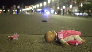 Attaque de Nice: « j’ai vu des corps voler comme des quilles de bowling » Témoignage de l'attentat de Nice