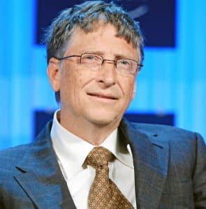 Bill Gates estime qu’il devrait payer plus d’impôts