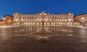 Une violente émeute à Toulouse