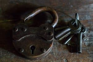 Deux frères s’échappent de prison en passant par les toits
