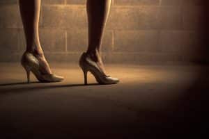 Douze jeunes arrêtés et condamnés pour avoir prostitué des mineures