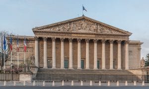 Des députés LREM épinglés pour tapage nocturne