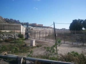 À Ceuta, des fonctionnaires espagnols sont aspergés à l’acide par des migrants