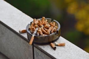 Le tabagisme passif chez l’enfant augmente le risque de maladie pulmonaire chronique