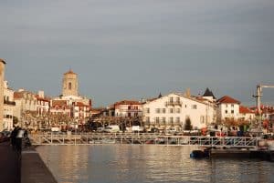 Zoom sur les partis politiques locaux du Pays basque français