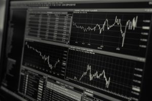 Marché boursier : est-ce une bonne idée de s’y lancer ?