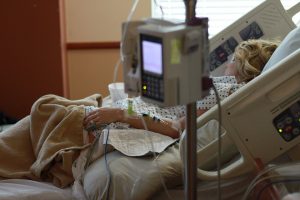 Pensant être enceinte, elle découvre que son ventre cache un cancer Parentingupstream - Pixabay