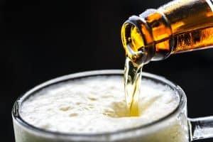 Elle abandonne sa fille de 2 ans pour aller boire de l’alcool