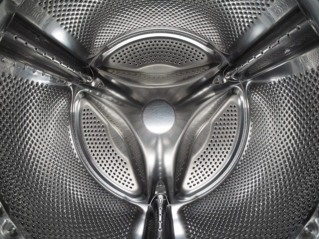 Whirlpool : rappel de 500 000 lave-lingesa Hotpoint et Indesit sujets à des risques d’incendie