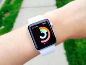 Insolite : elle découvre l’infidélité de son homme grâce à sa montre connectée