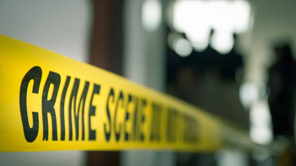 Il tue sa fille de 7 ans et se rend au Commissariat pour avouer les faits Il tue sa fille de 7 ans et se rend au Commissariat pour avouer les faits