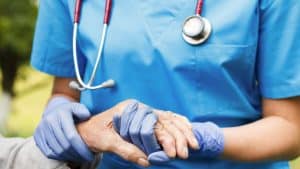 En apprenant qu’elle est atteinte du Coronavirus, cette infirmière se suicide En apprenant qu'elle est atteinte du Coronavirus, cette infirmière se suicide