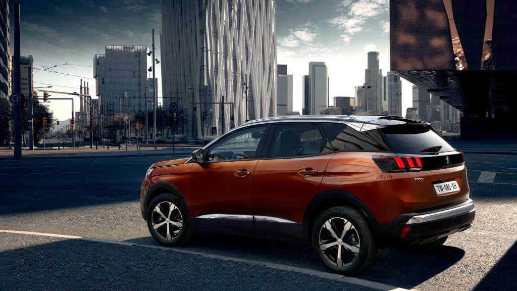 Peugeot e-3008 : 650 km d’autonomie prévus pour ce SUV 100 % électrique et 100 % Made in France