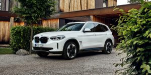 BMW revient sur le marché de l’électrique avec un SUV zéro émission, le iX3