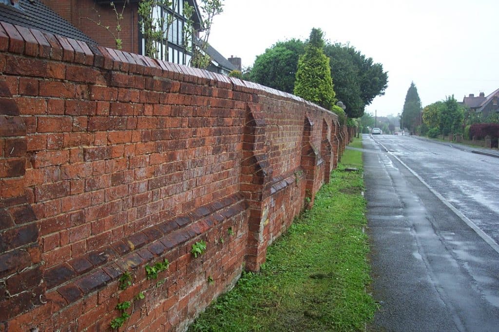 Un mur de soutènement s’effondre à Romans-sur-Isère