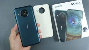 Focus sur le Nokia X10