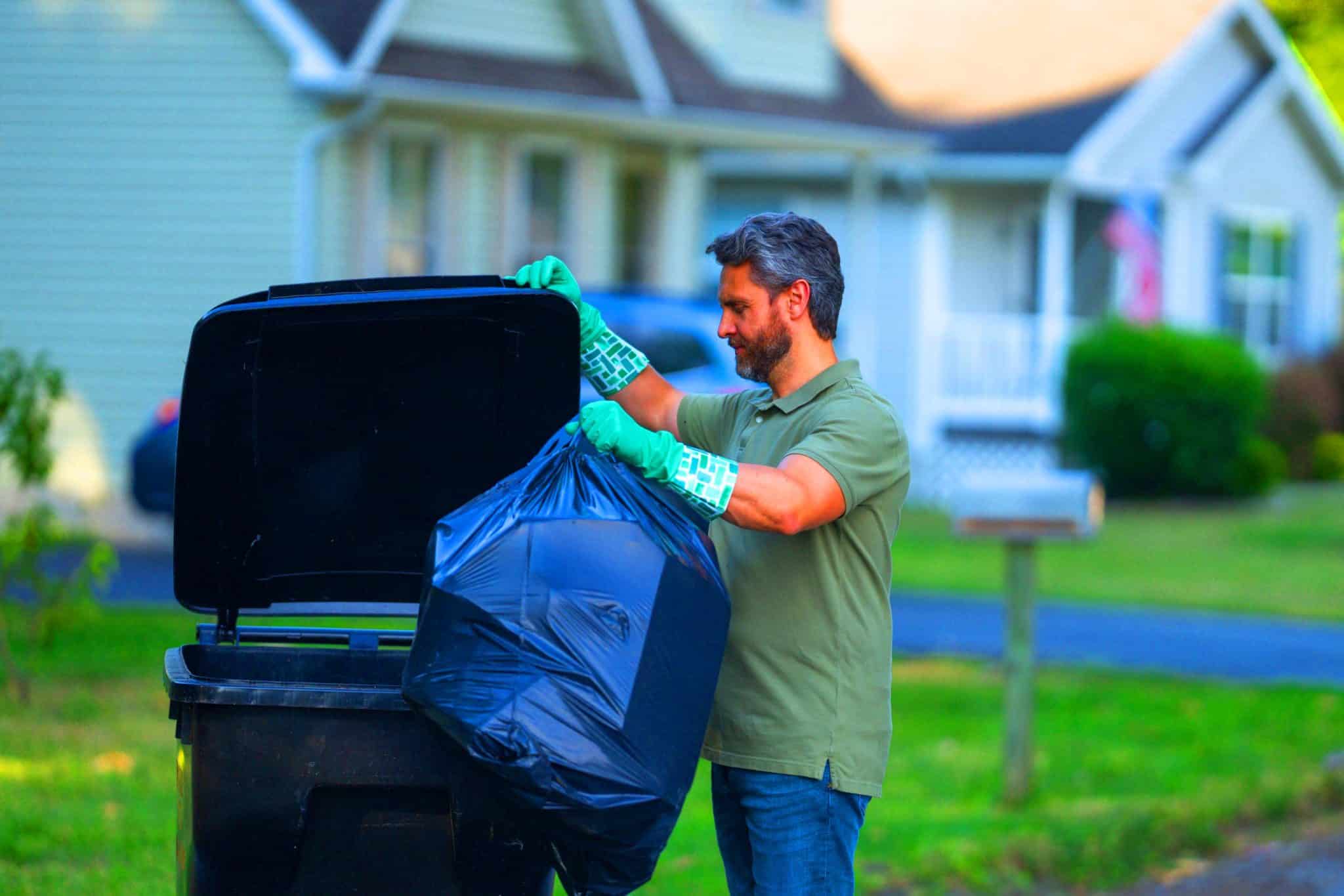 Dans l&rsquo;Eure, des puces high-tech sur poubelles promettent des économies inédites sur la collecte des déchets !