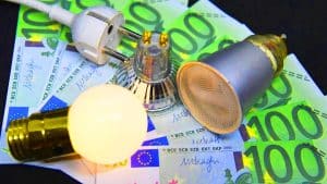 Électricité : 875 000 abonnés Tempo jubilent, car 2025 signe la fin des jours rouges et des factures qui flambent de 500 %