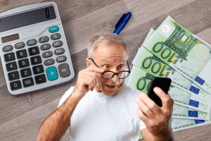 France Travail demande 100 000 € à des retraités, pourquoi ? France Travail demande 100 000 € à des retraités, pourquoi ?
