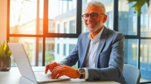 « Un séisme législatif » : le projet de loi historique qui bouleverse l'emploi des seniors en France