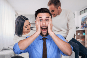 Ces secrets financiers qui forcent des couples à rester mariés contre leur gré Ces secrets financiers qui forcent des couples à rester mariés contre leur gré