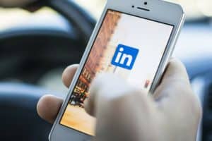 Ces stratégies sournoises ciblant les demandeurs d’emploi sur LinkedIn pour voler vos données et votre argent