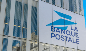 La Banque Postale serre la vis : une nouvelle pénalité de 15 euros cible cette catégorie de clients