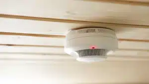 Après le détecteur de fumée, ce nouvel appareil bientôt obligatoire dans tous les foyers : tout ce qu’il faut savoir