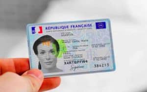 Voyager sans billet ni pièce d’identité : la SNCF s’apprête à révolutionner vos trajets avec une innovation surprenante Ce QR Code révolutionnaire de la SNCF : voyagez sans billet ni carte, découvrez l’avenir du transport en un scan