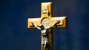 « Cette amulette peut changer l’histoire du christianisme » : un artefact vieux de 1 800 ans intrigue les chercheurs Cette amulette de 1 800 ans découverte à Francfort pourrait bouleverser l’histoire du christianisme en Europe !