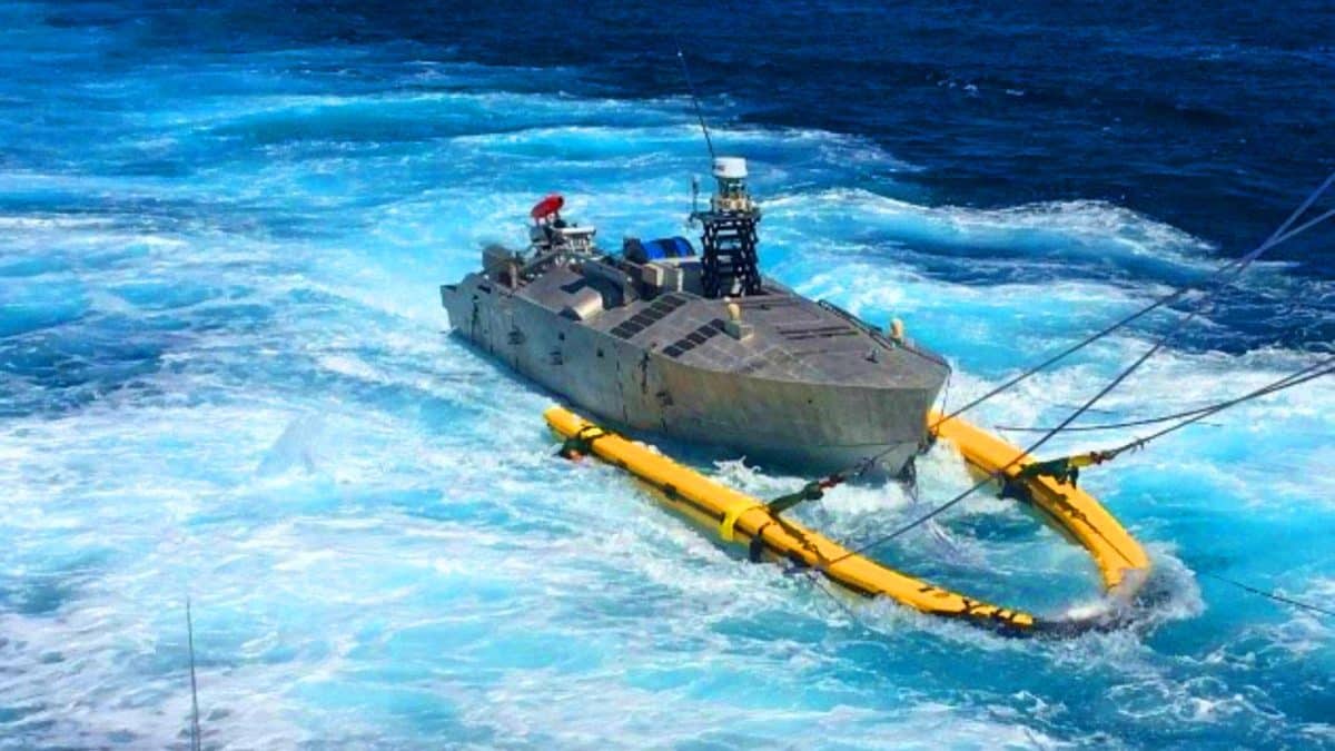 La marine américaine déploie le drone naval le plus avancé au monde, une arme redoutable contre les mines sous-marines Ce drone révolutionnaire de la marine US, 3 contrats à 38,1 millions $, promet d’éliminer les mines comme jamais auparavant