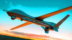 « Lockheed Martin et BAE dévoilent une arme hybride » : un drone-missile révolutionnaire qui redéfinit la guerre aérienne moderne Illustration de la collaboration entre BAE Systems et Lockheed Martin pour le développement d'un drone innovant.