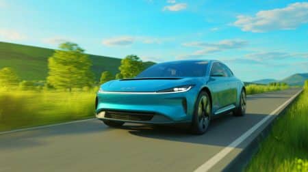 BYD révolutionne la mobilité en Europe : garantie batterie étendue à 250 000 km pour une tranquillité accrue Illustration de l'extension de la garantie batterie BYD à 250 000 km pour ses véhicules électriques en Europe.