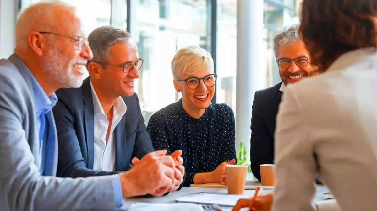 « Le secret le mieux gardé des entreprises » : ce dispositif révolutionnaire propulse les seniors en atouts incontournables